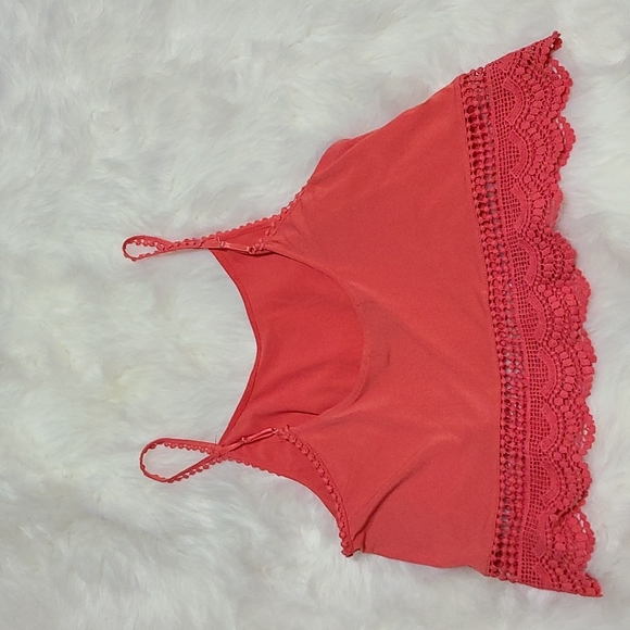 Mason and MacKenzie Spaghetti Strap Crop Top - Picture 2 of 4